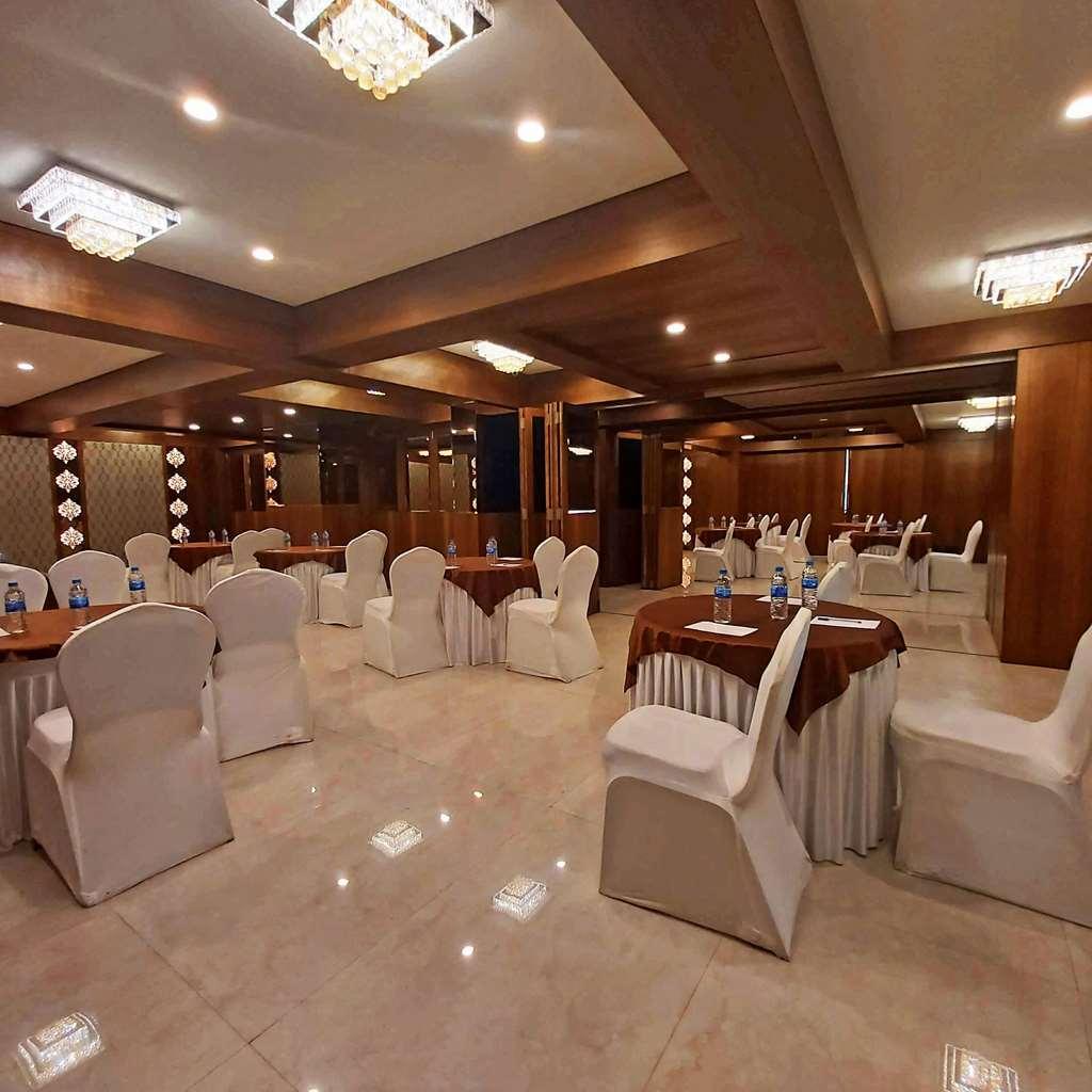 Quality Inn Mint Pune Facilities photo