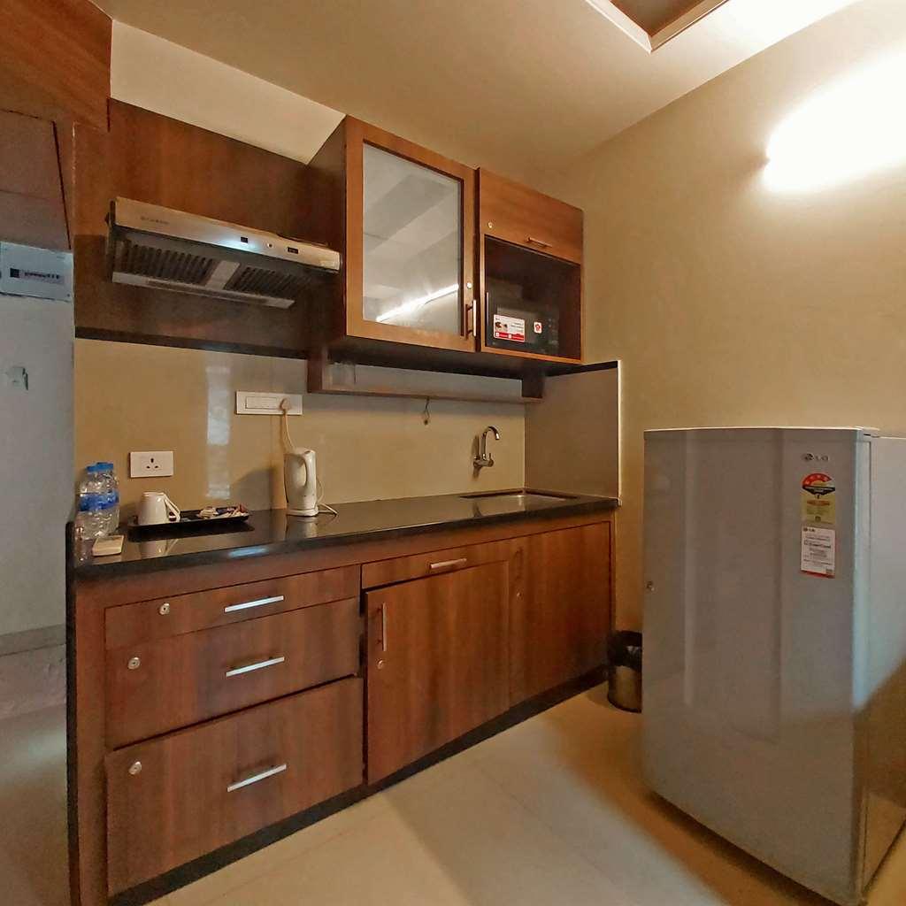 Quality Inn Mint Pune Room photo